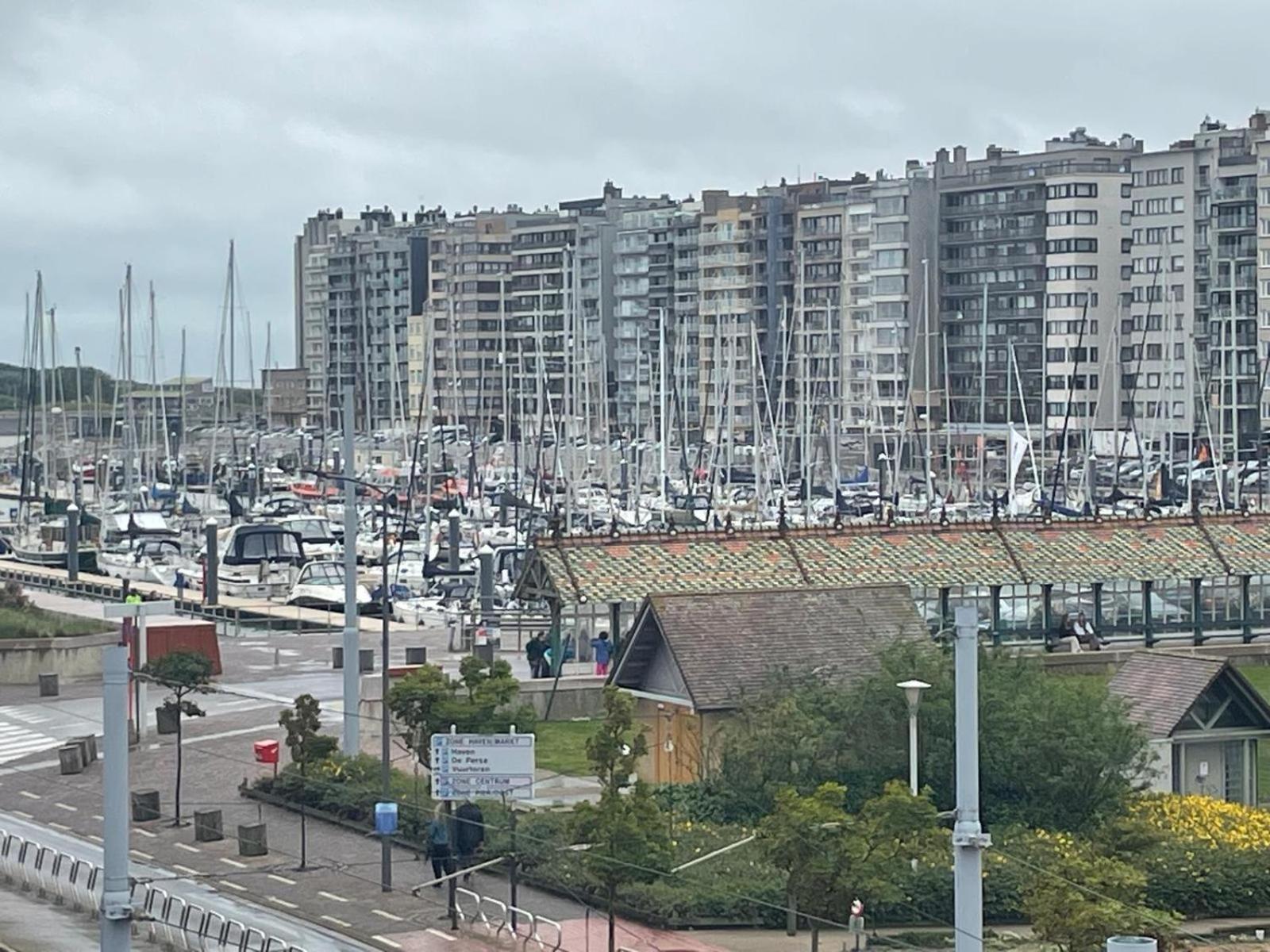 Appartement Axelle Blankenberge Exteriör bild
